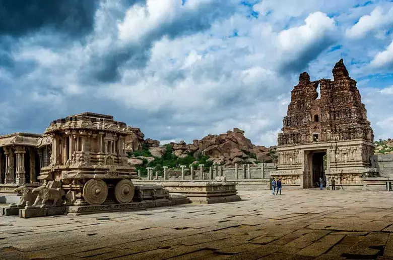 Hampi and the Deccan Plateau Tour - South India Heritage Tour