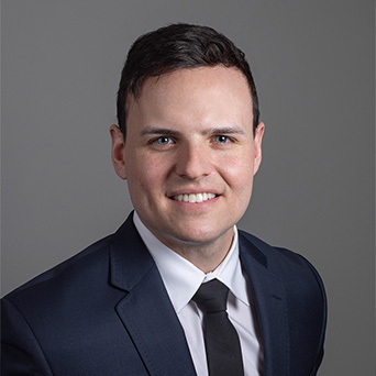 Headshot of Zachary Lans, M.D.